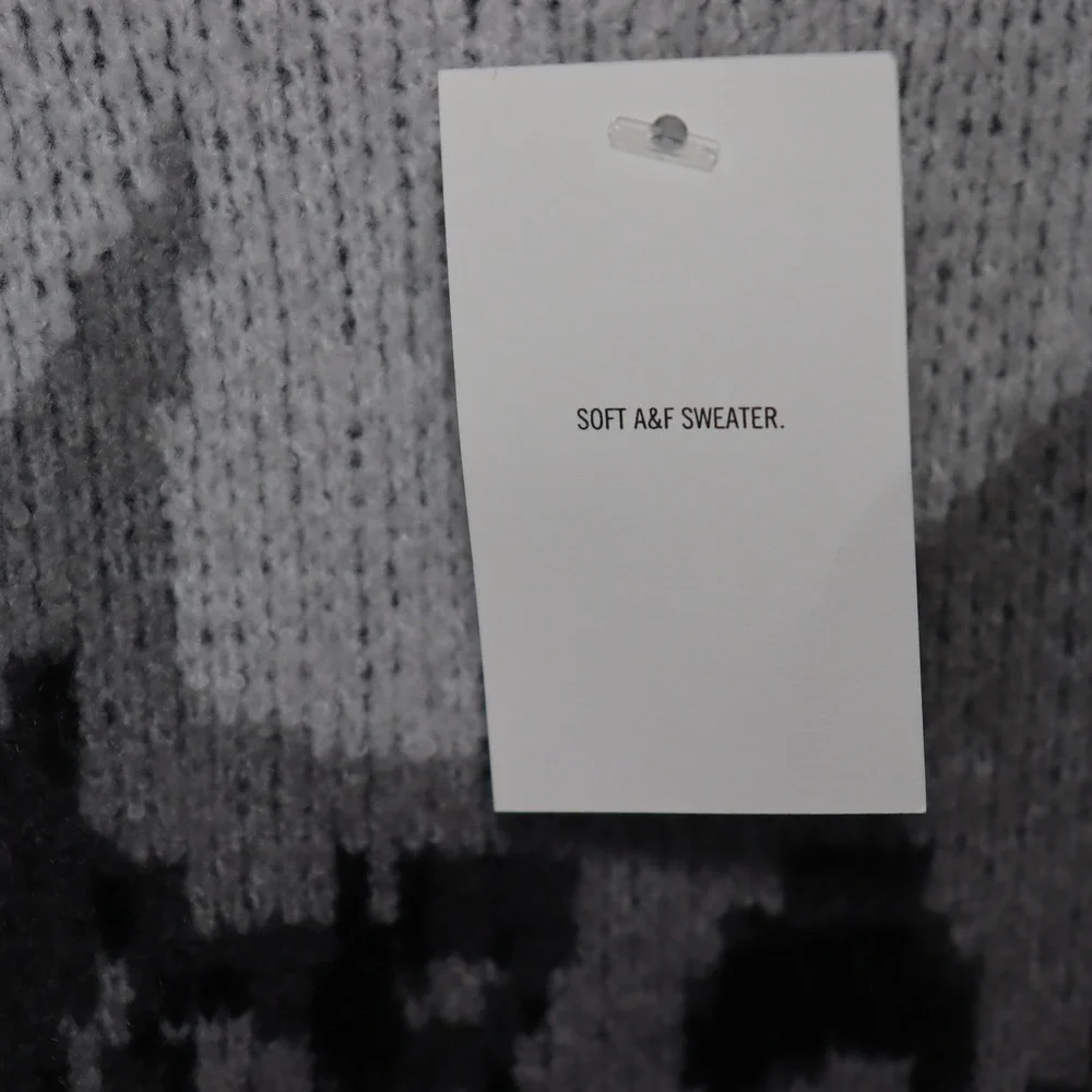 Abercrombie & Fitch Notorious BIG Graphic Sweater Grey